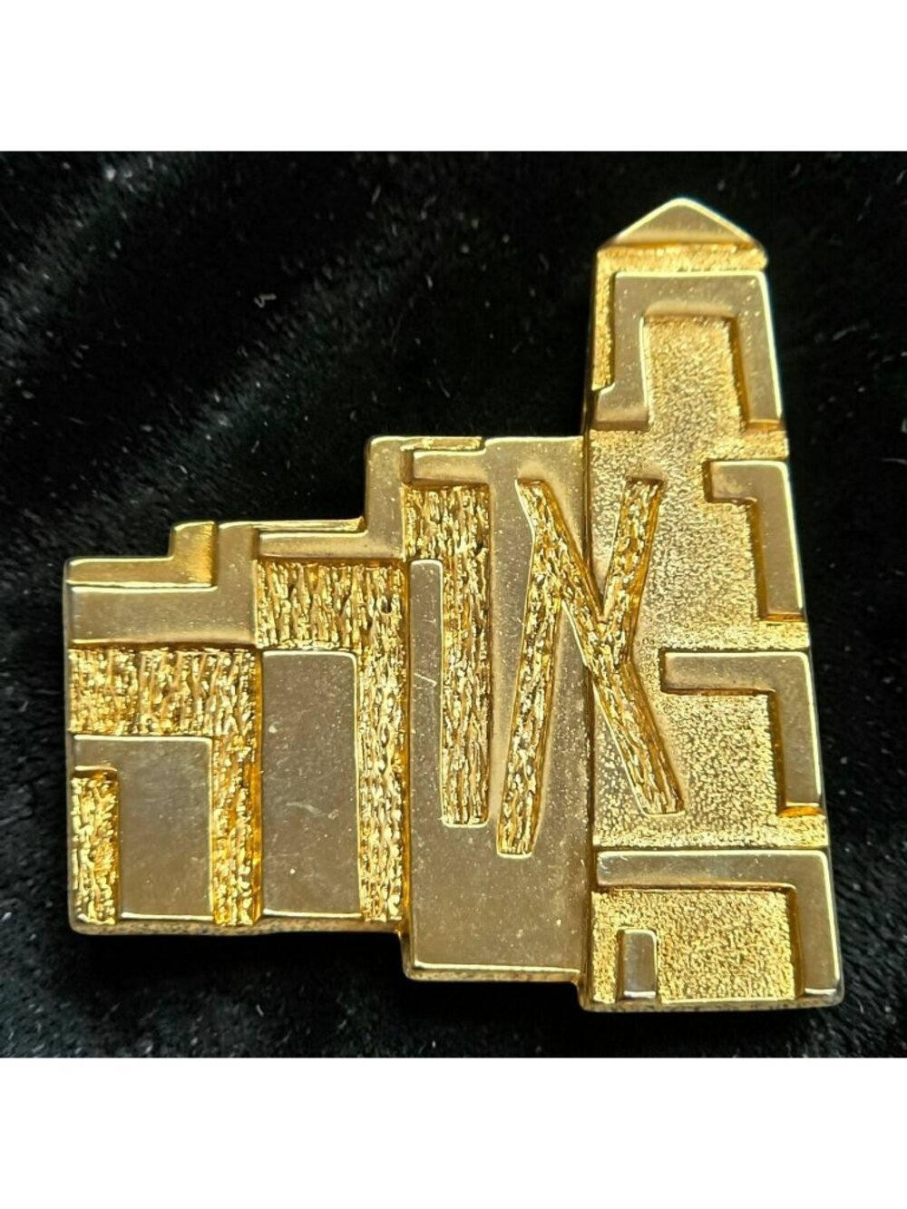 Jerusalem N. Katz 2001-02 Gold-Tone Brooch & Pendant Combo Intricate Textured